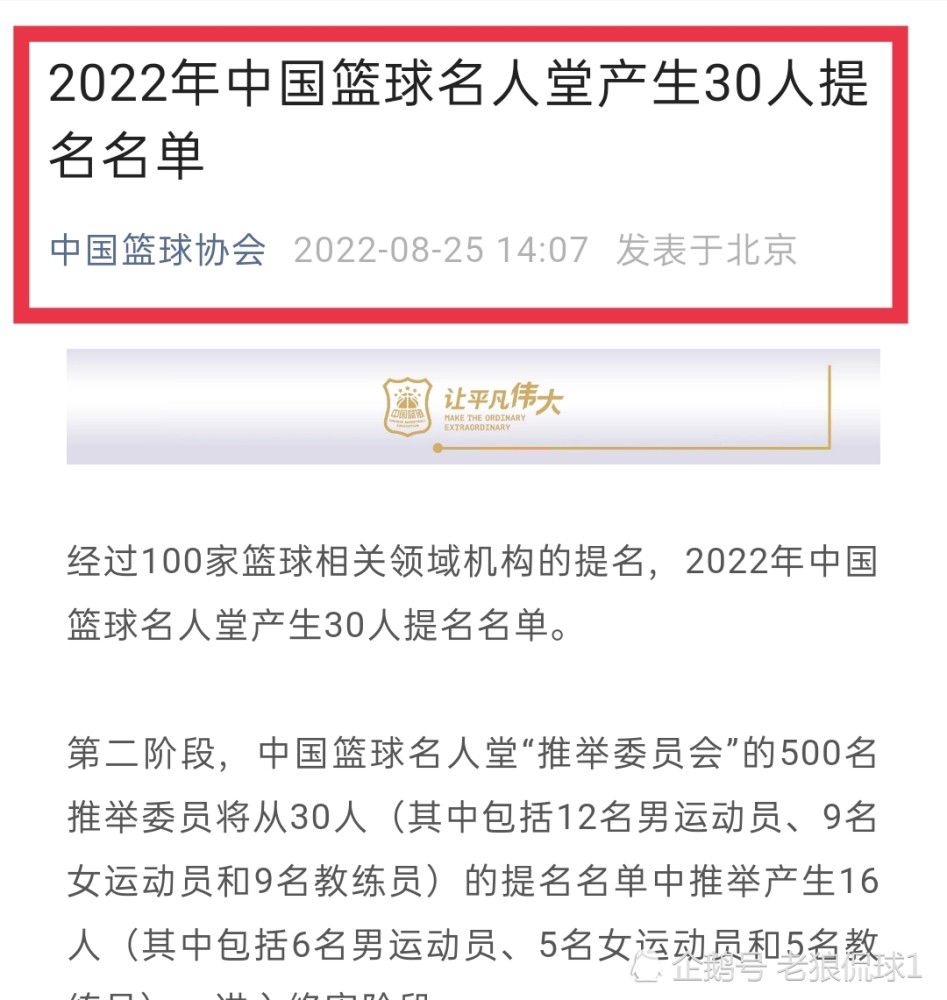 除了天马行空的美术和服装设计之外，本片重金打造的特效动作场面更是震撼，玛琳菲森全面进攻城堡的场景气场全开，自由穿梭的长镜头在大银幕上必将更加震撼人心